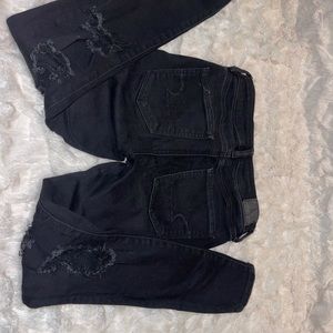 Women’s black American eagle jeans